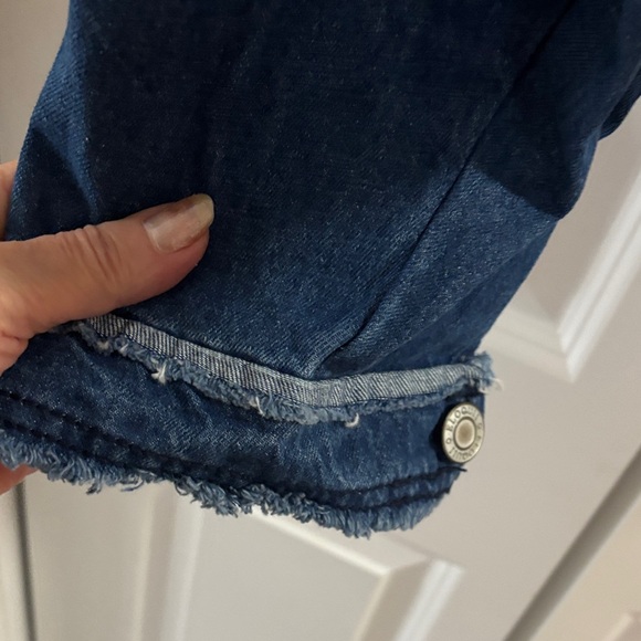 Eloquii Two-Tone Blue Jean Jacket - Picture 4 of 7